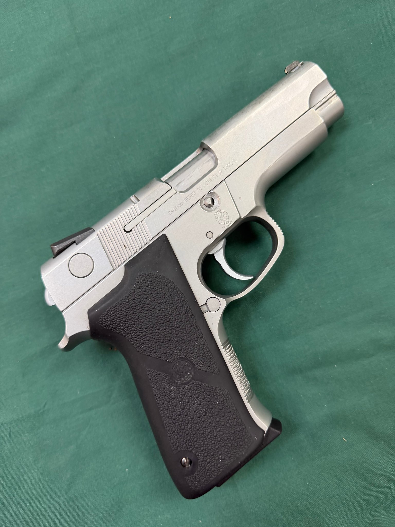 SMITH & WESSON 4046