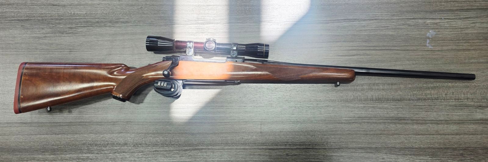 RUGER M77