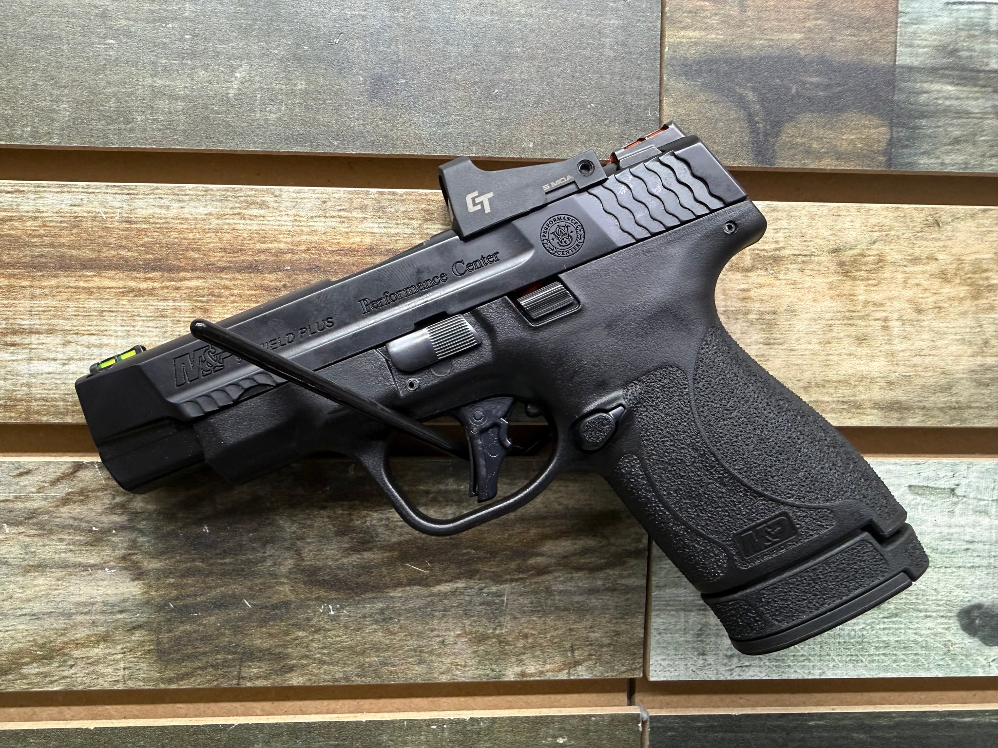 SMITH & WESSON SHIELD PLUS NTS