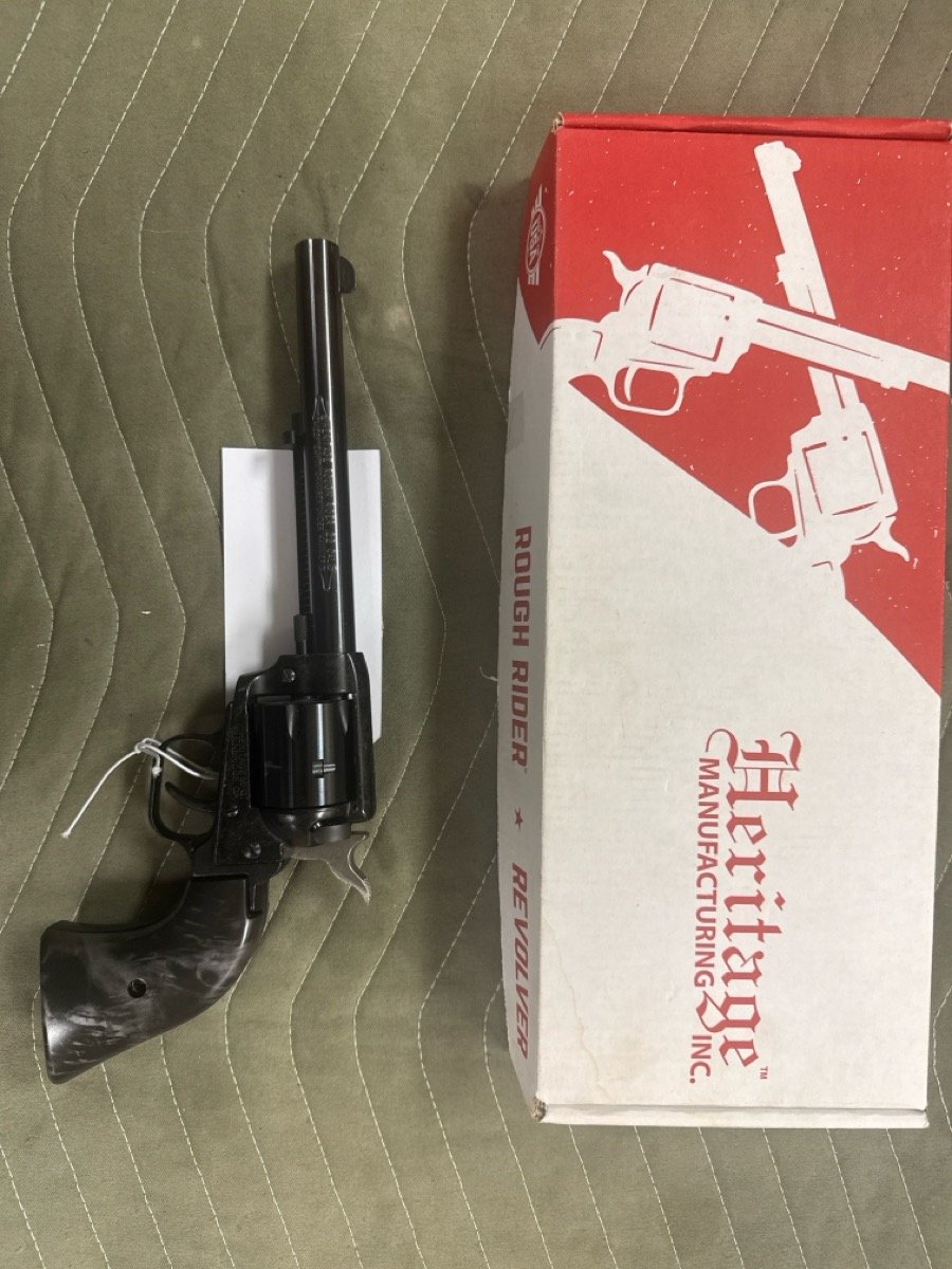 HERITAGE MFG. ROUGH RIDER  -  22