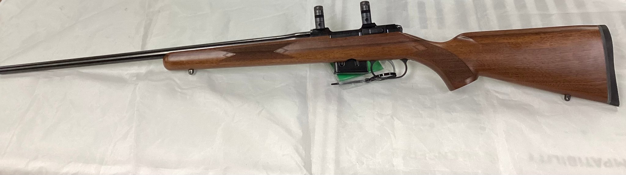 CZ 527