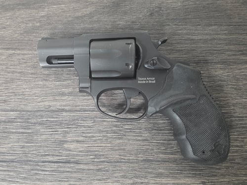 TAURUS 856