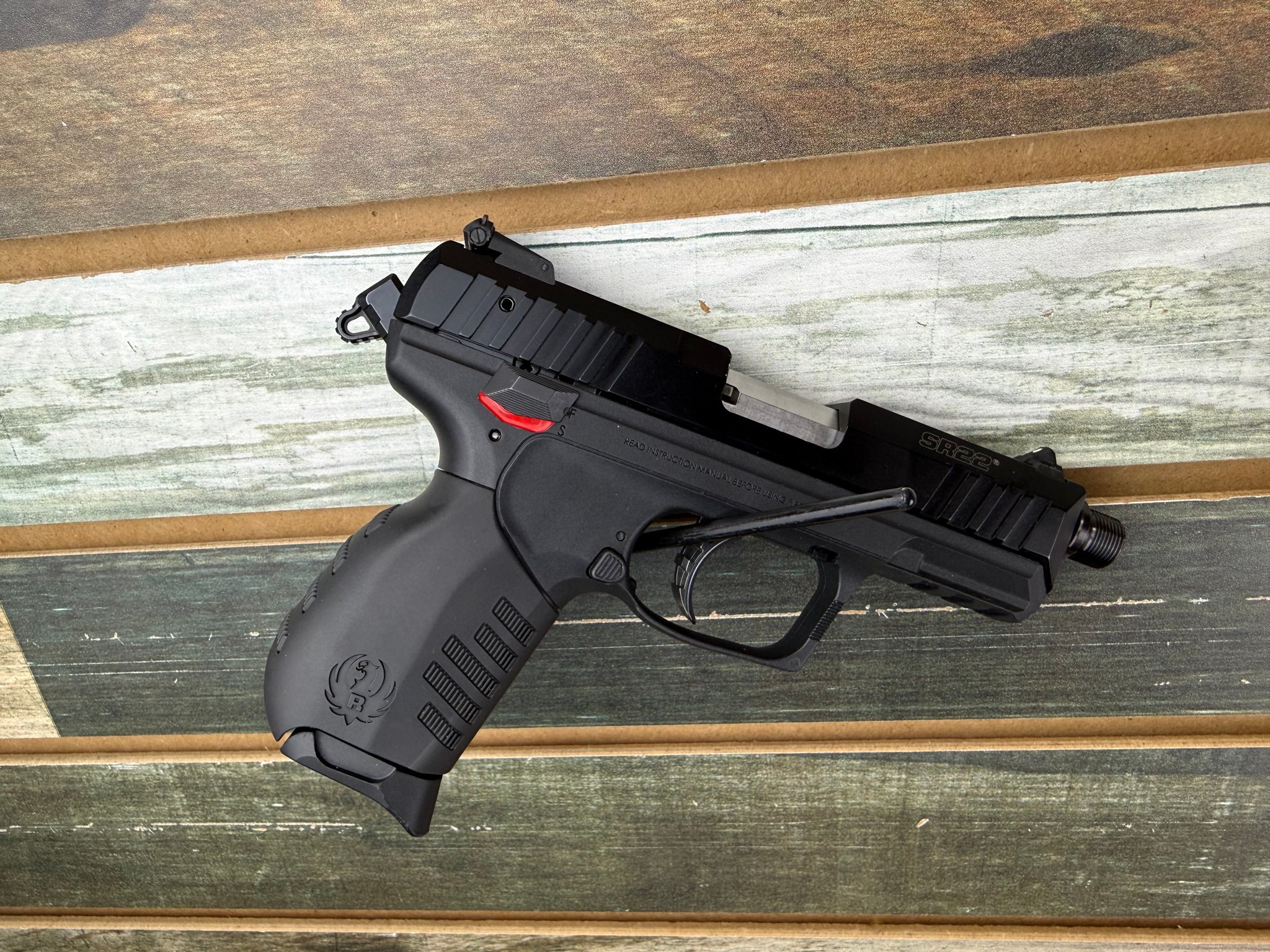 RUGER SR22