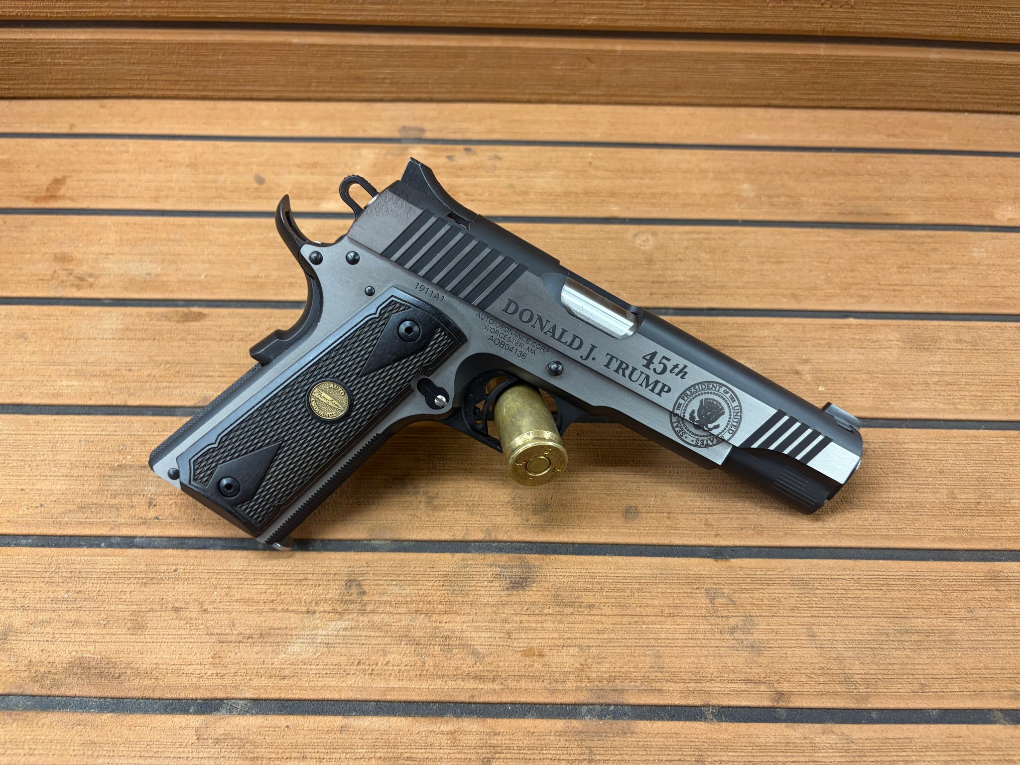 AUTO-ORDNANCE 1911A1