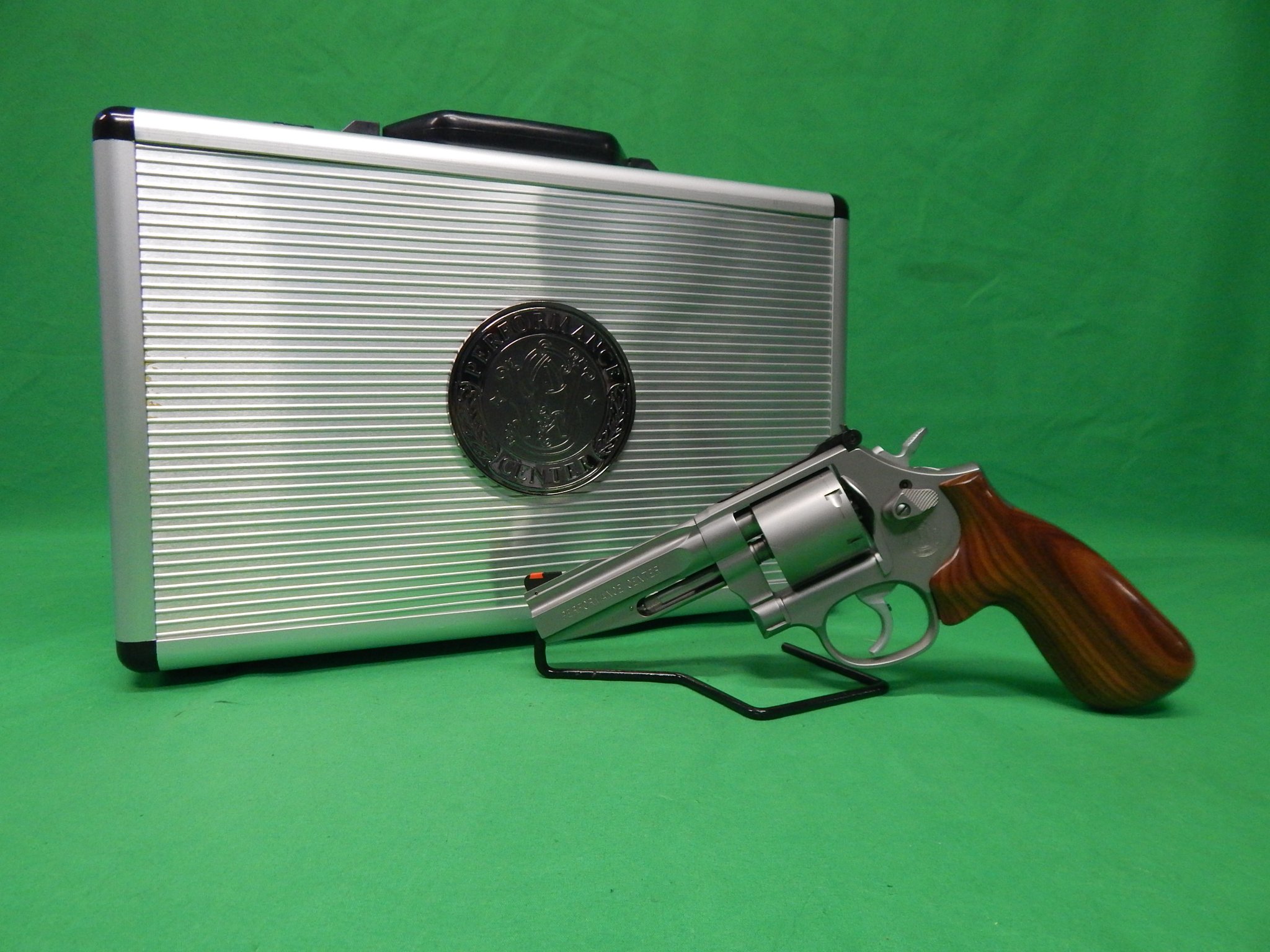 SMITH & WESSON 686-7 PERFORMANCE CENTER