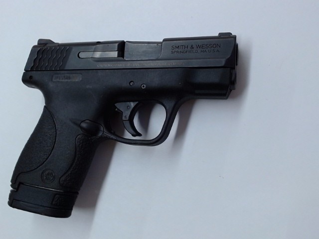 SMITH & WESSON M&P9 SHIELD