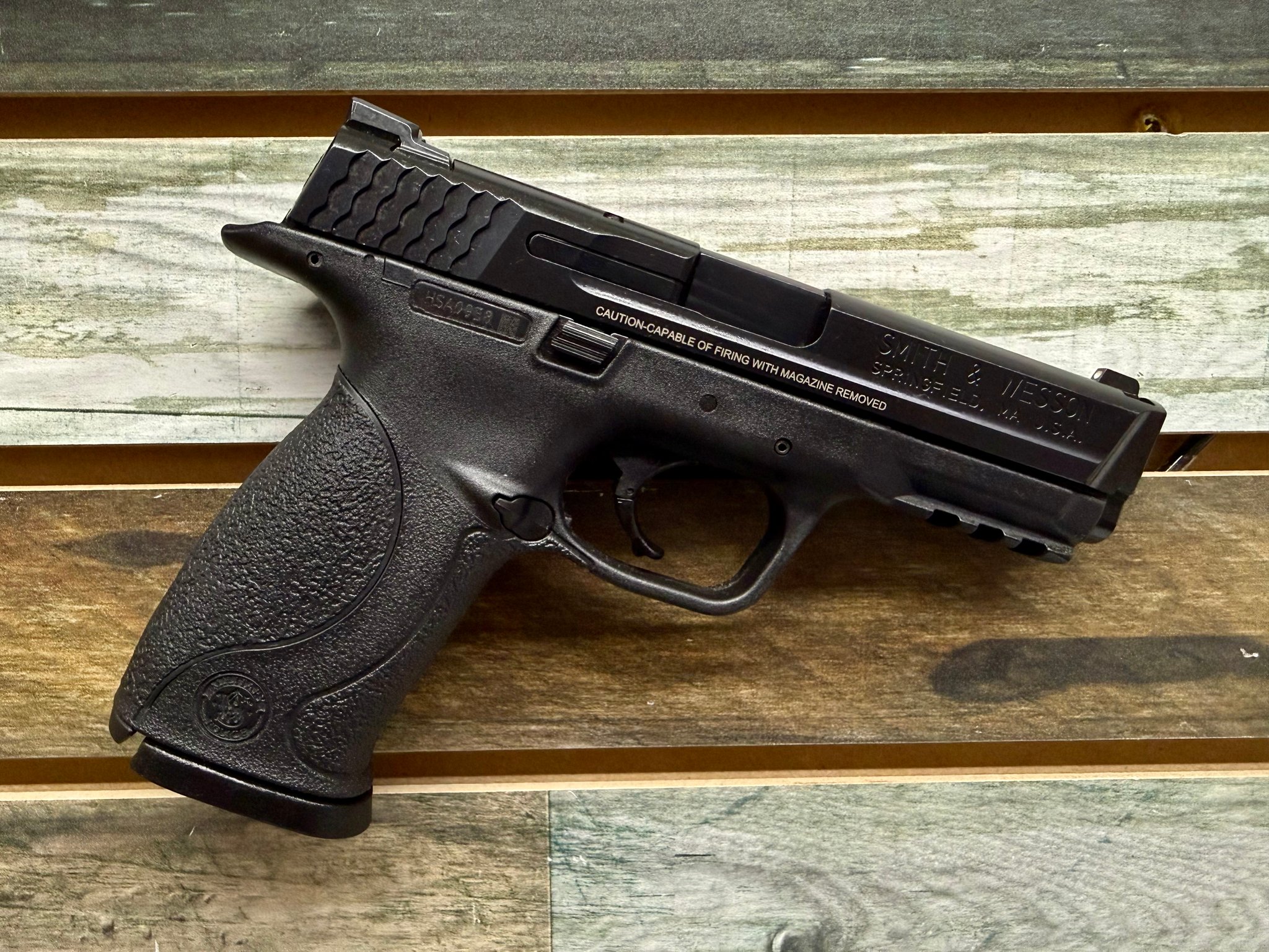 SMITH & WESSON M&P 9