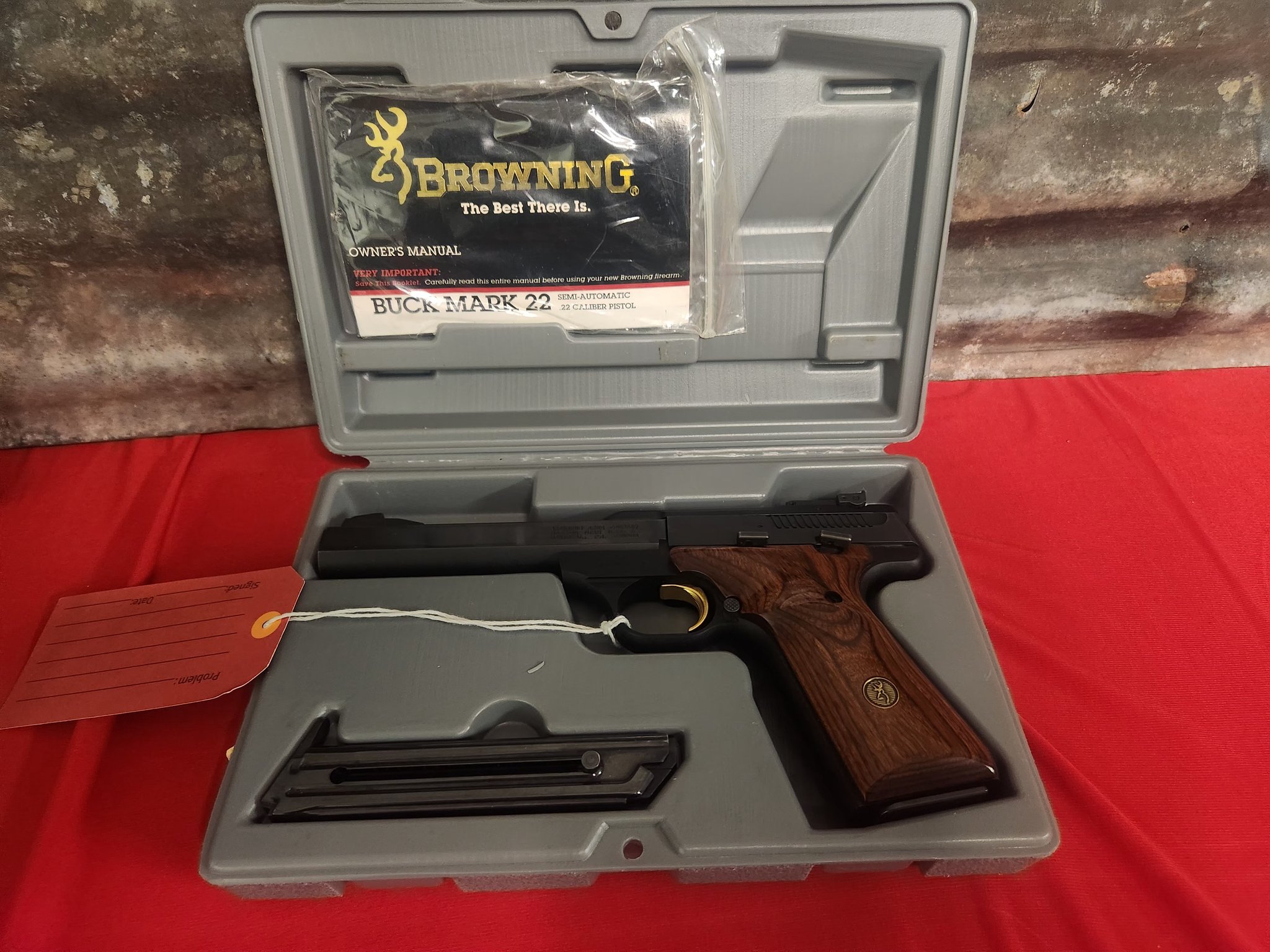 BROWNING BUCK MARK PLUS