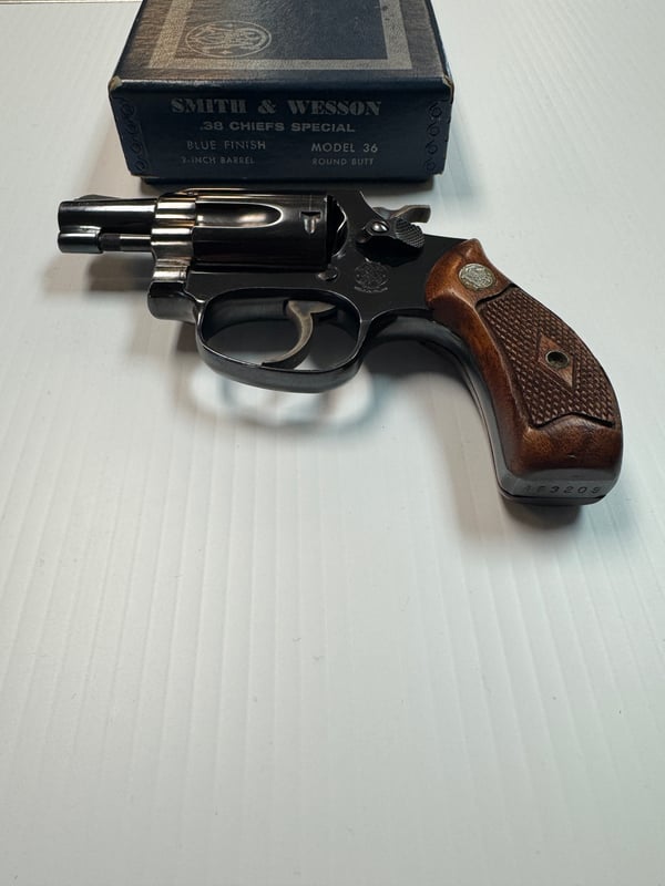 Smith & Wesson Model 36 Chief's Special (demo) - For Sale, Used