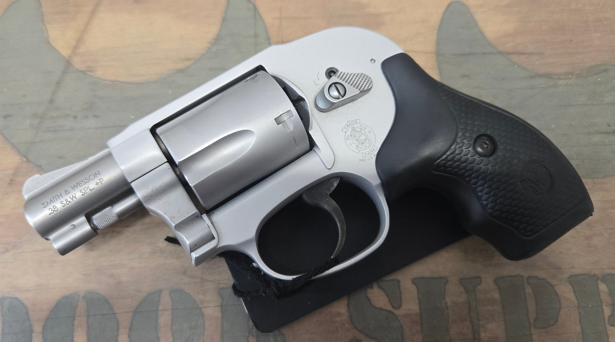SMITH & WESSON 638-3