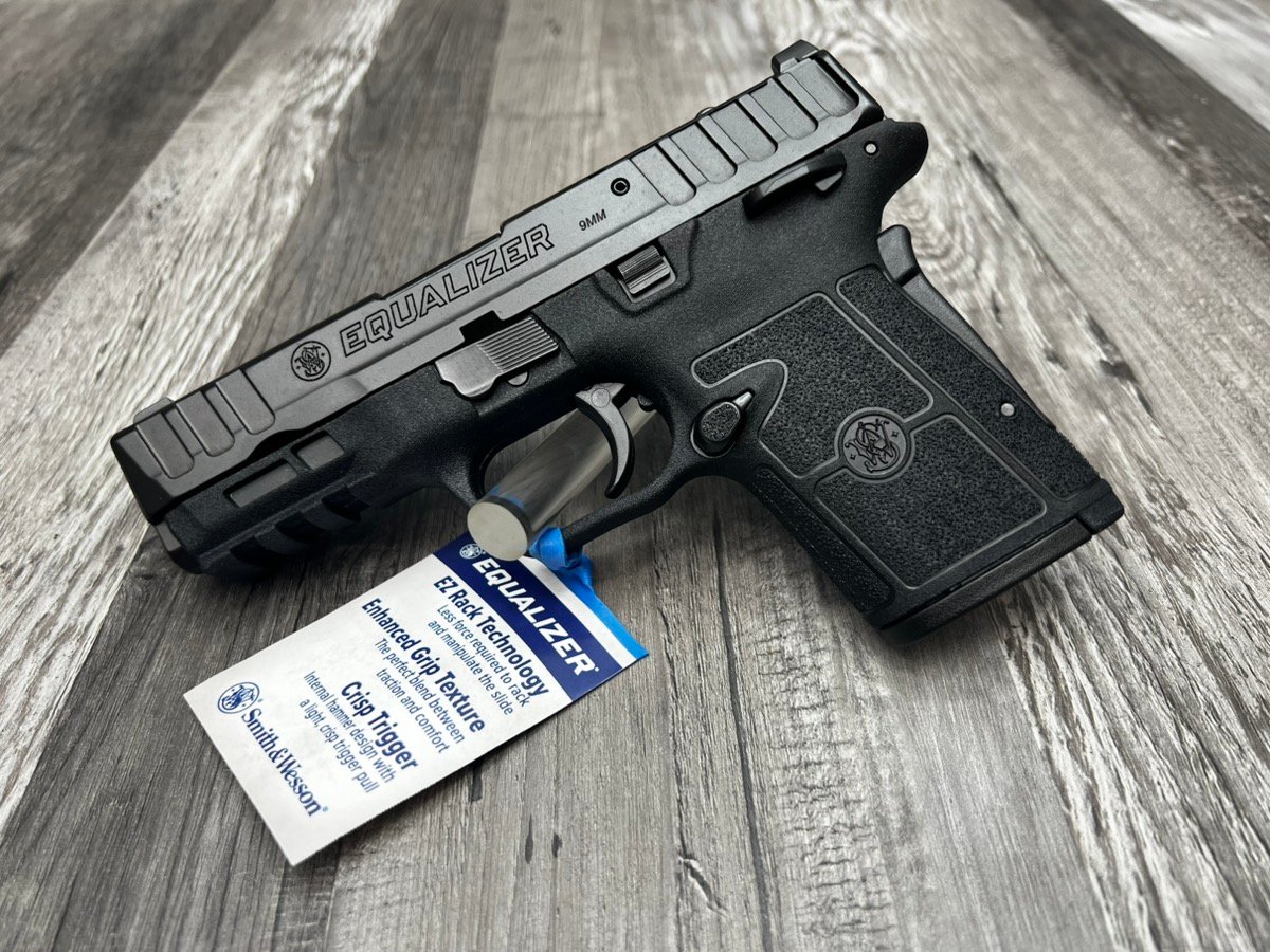 SMITH & WESSON EQUALIZER
