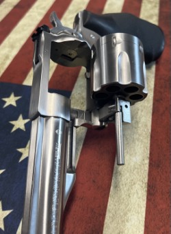 RUGER Redhawk