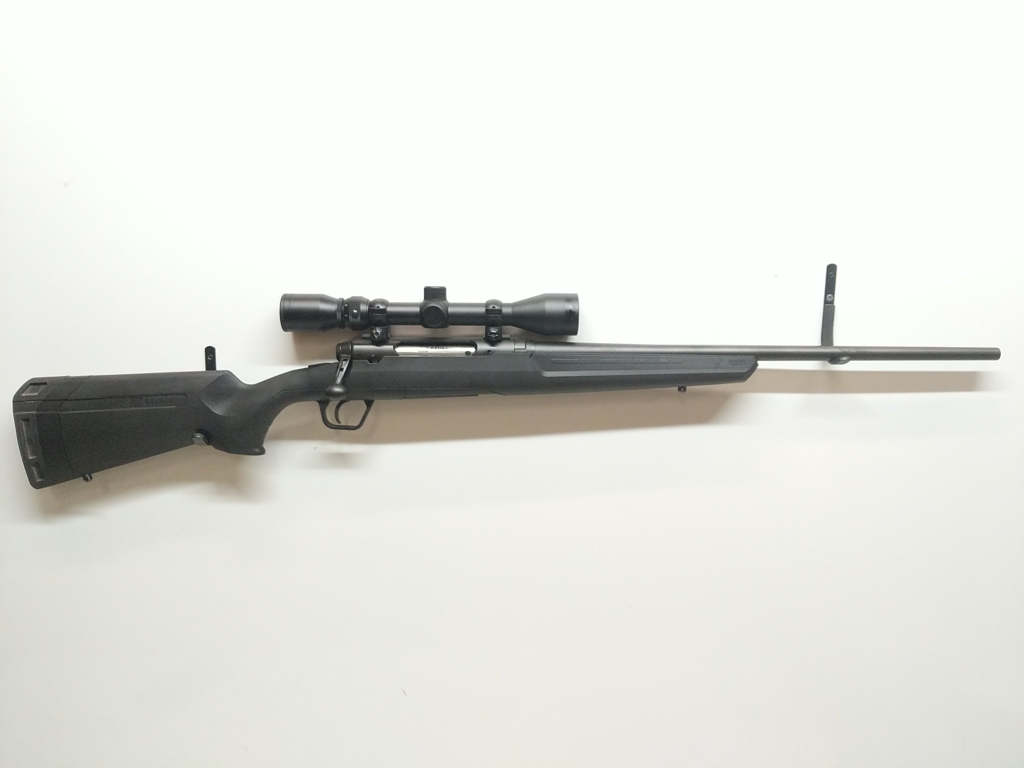 SAVAGE ARMS Axis