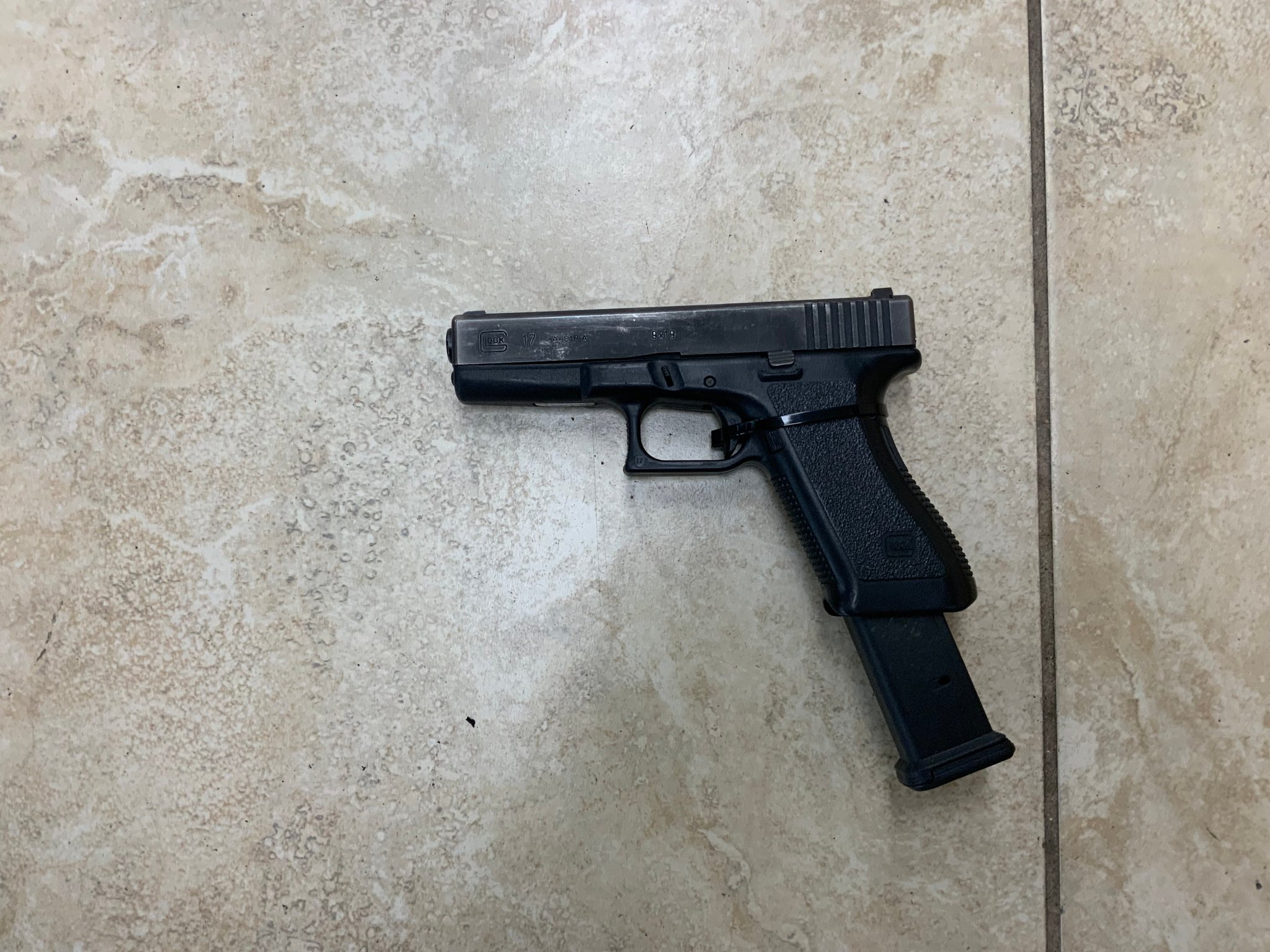 GLOCK GLOCK 17 GEN 2