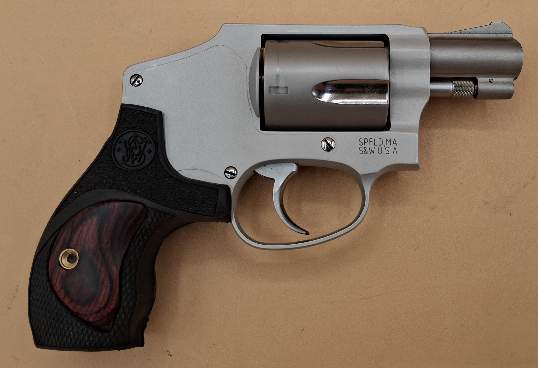 SMITH & WESSON 642 PERFORMANCE CENTER