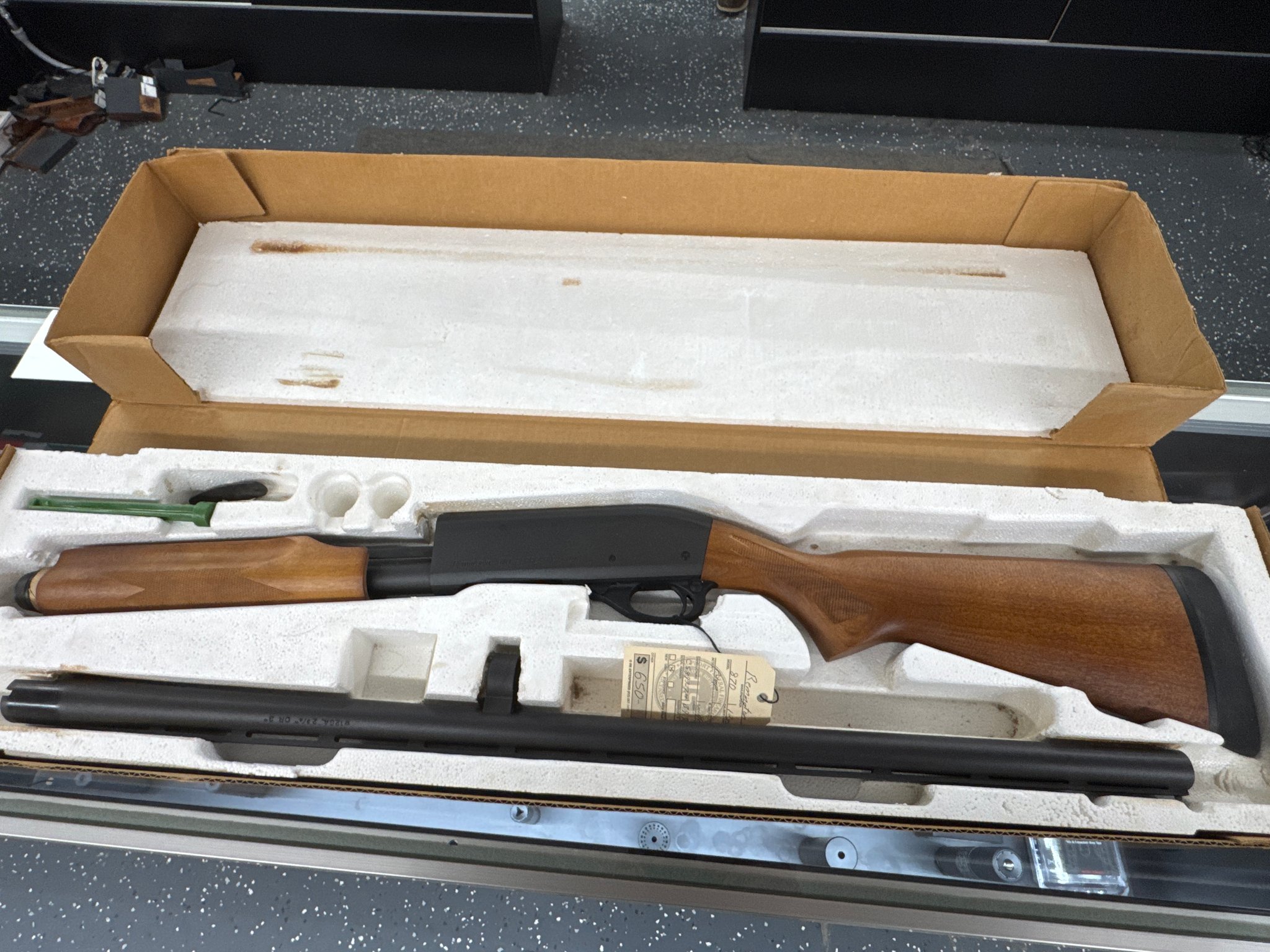 REMINGTON Model 870 Express