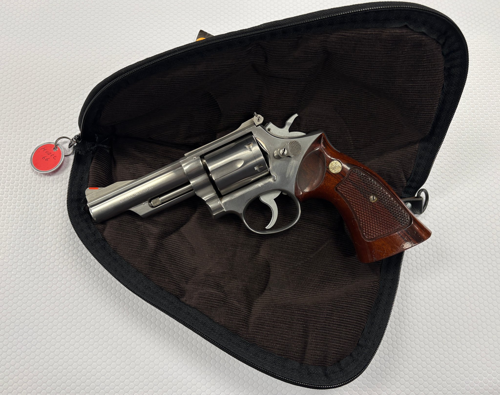 SMITH & WESSON 66