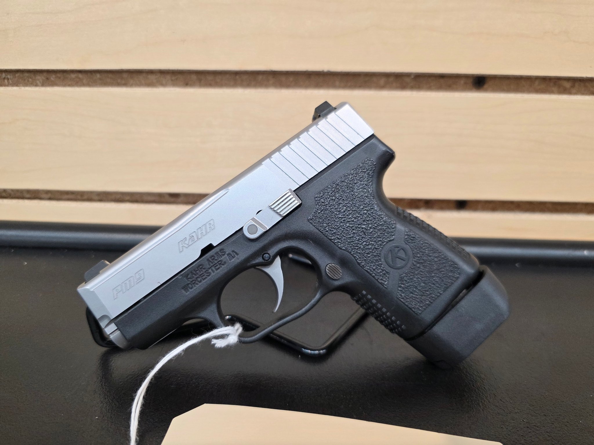 KAHR ARMS PM9