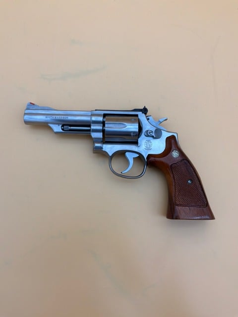 SMITH & WESSON 66-1