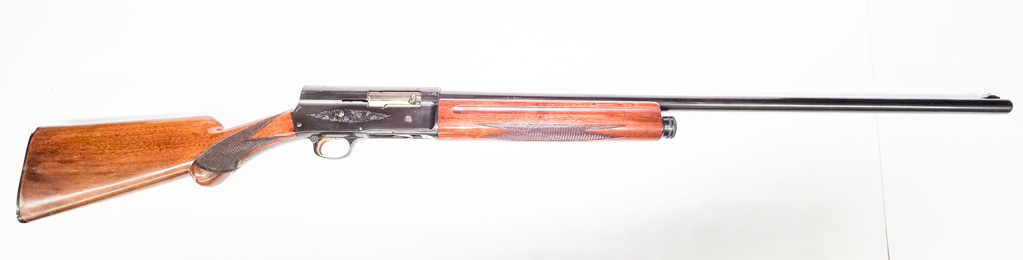 BROWNING BEAUTIFUL MODEL A5 LIGHT TWELVE CHAMBERED IN 12 GAUGE