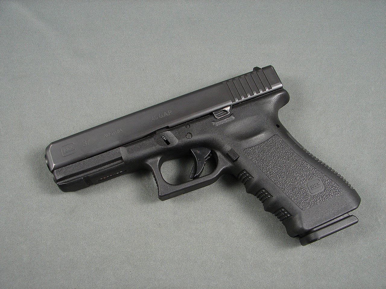 GLOCK 37