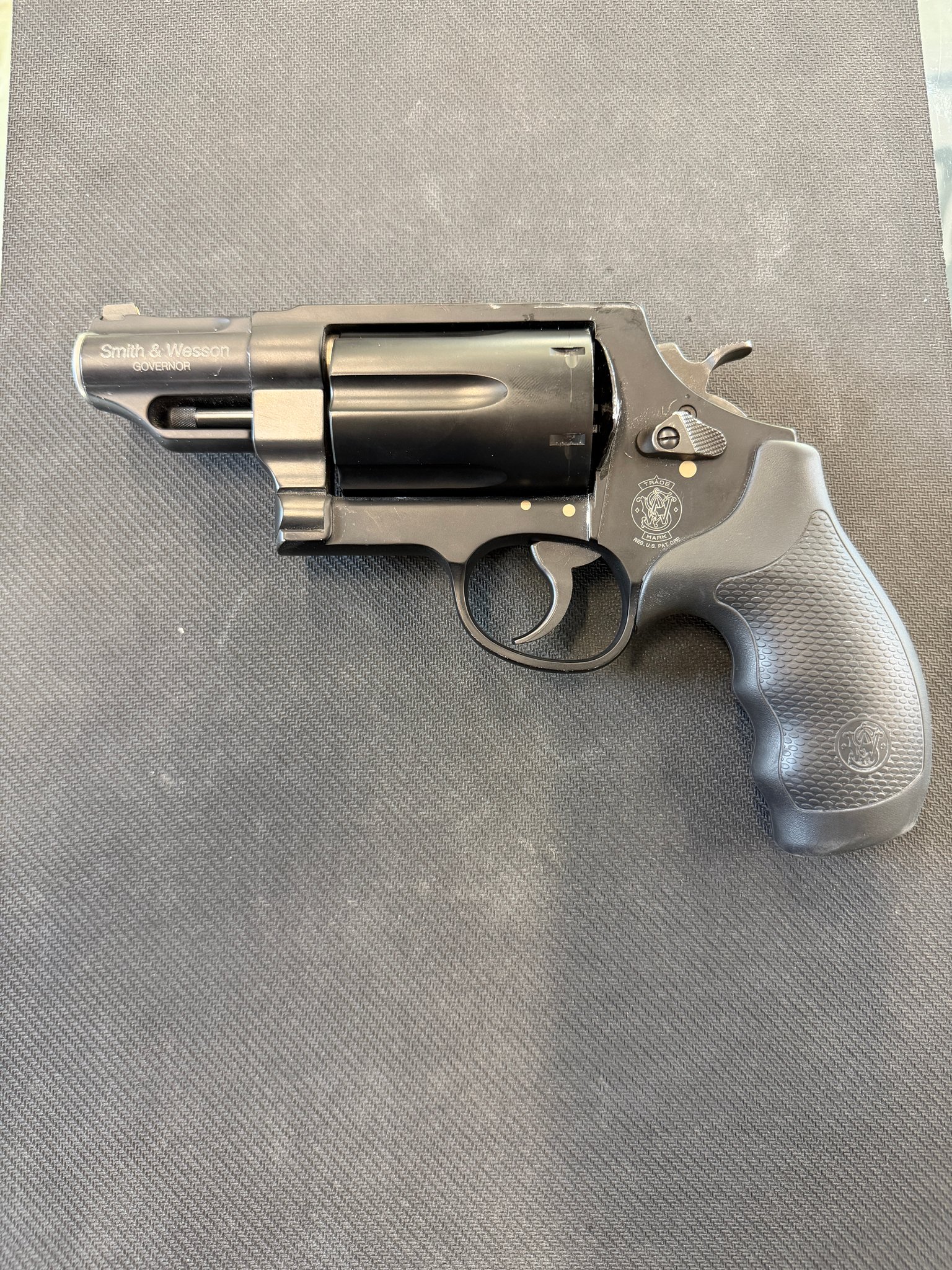 SMITH & WESSON GOVERNOR