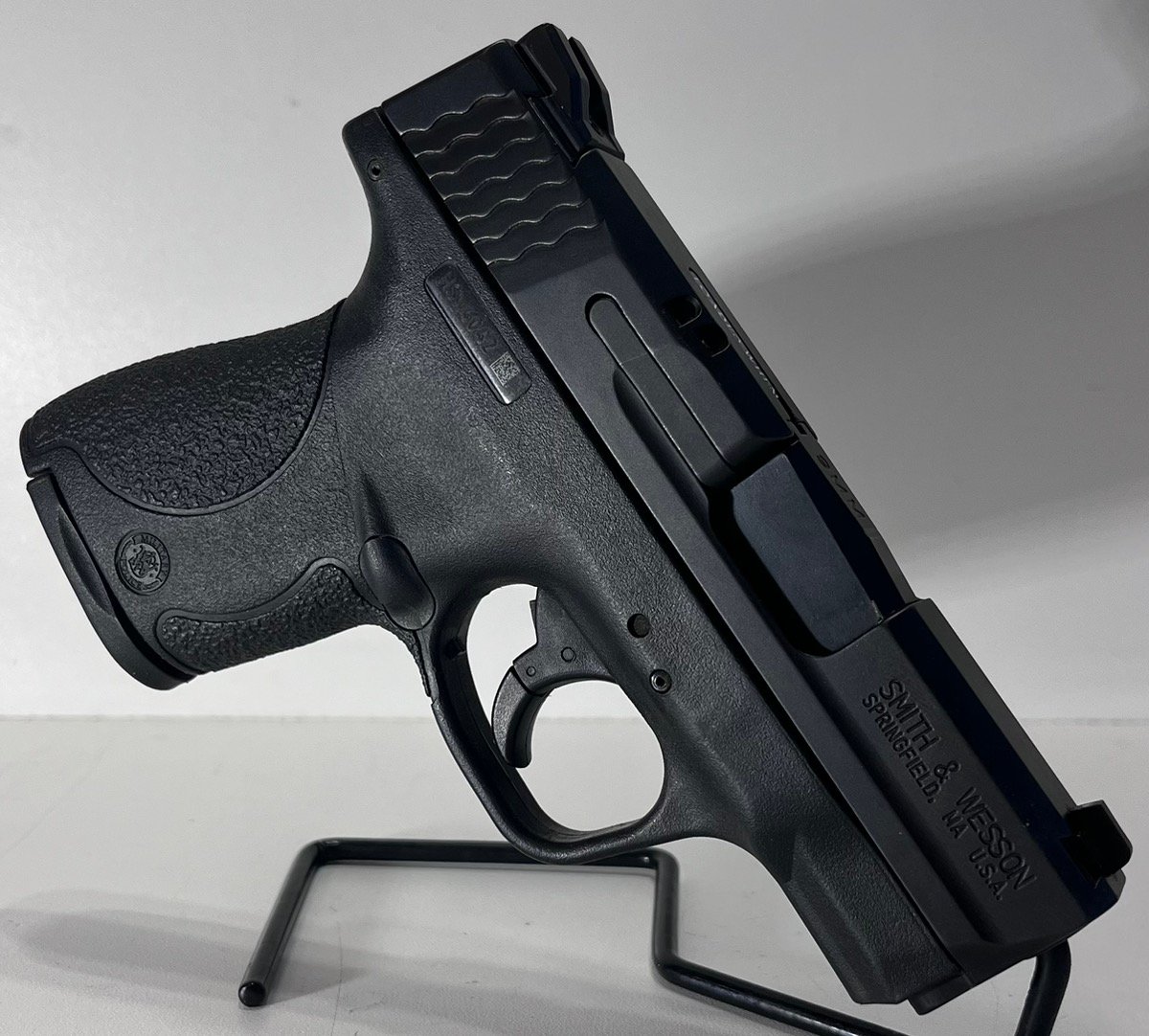 SMITH & WESSON M&P9 SHIELD