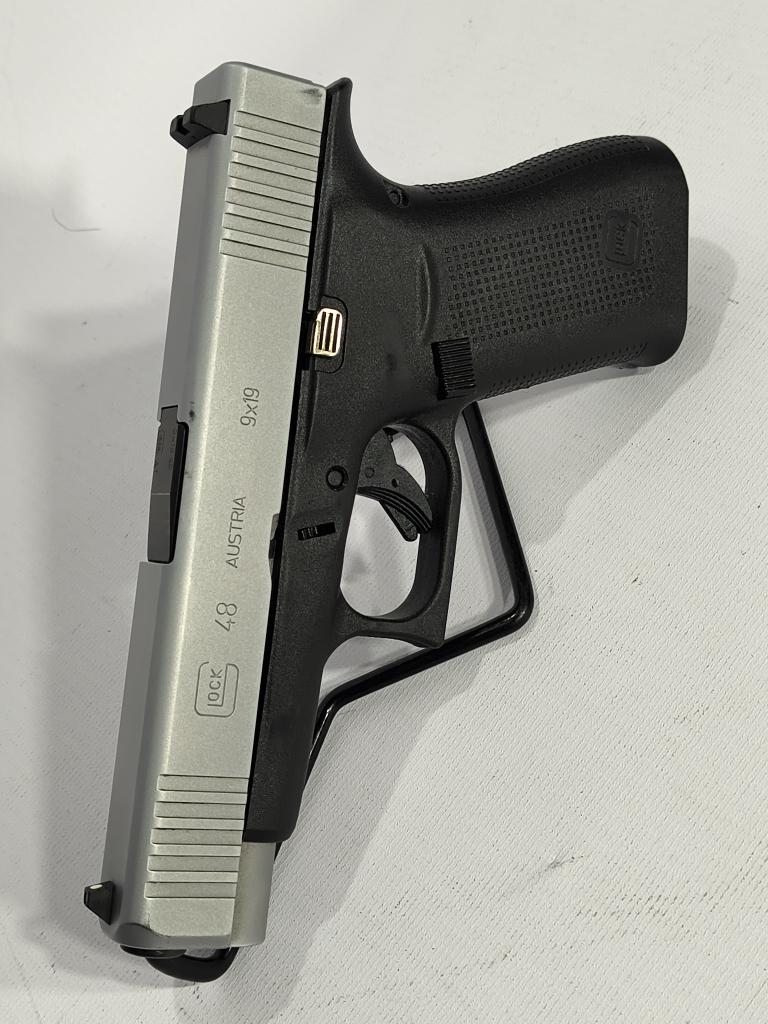 GLOCK 48