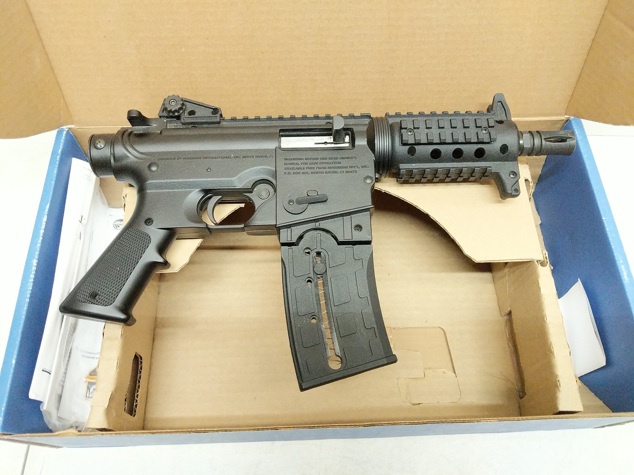 MOSSBERG 715P