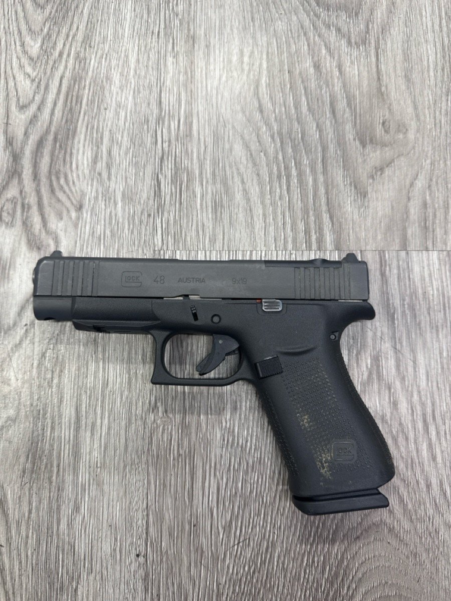 GLOCK 48