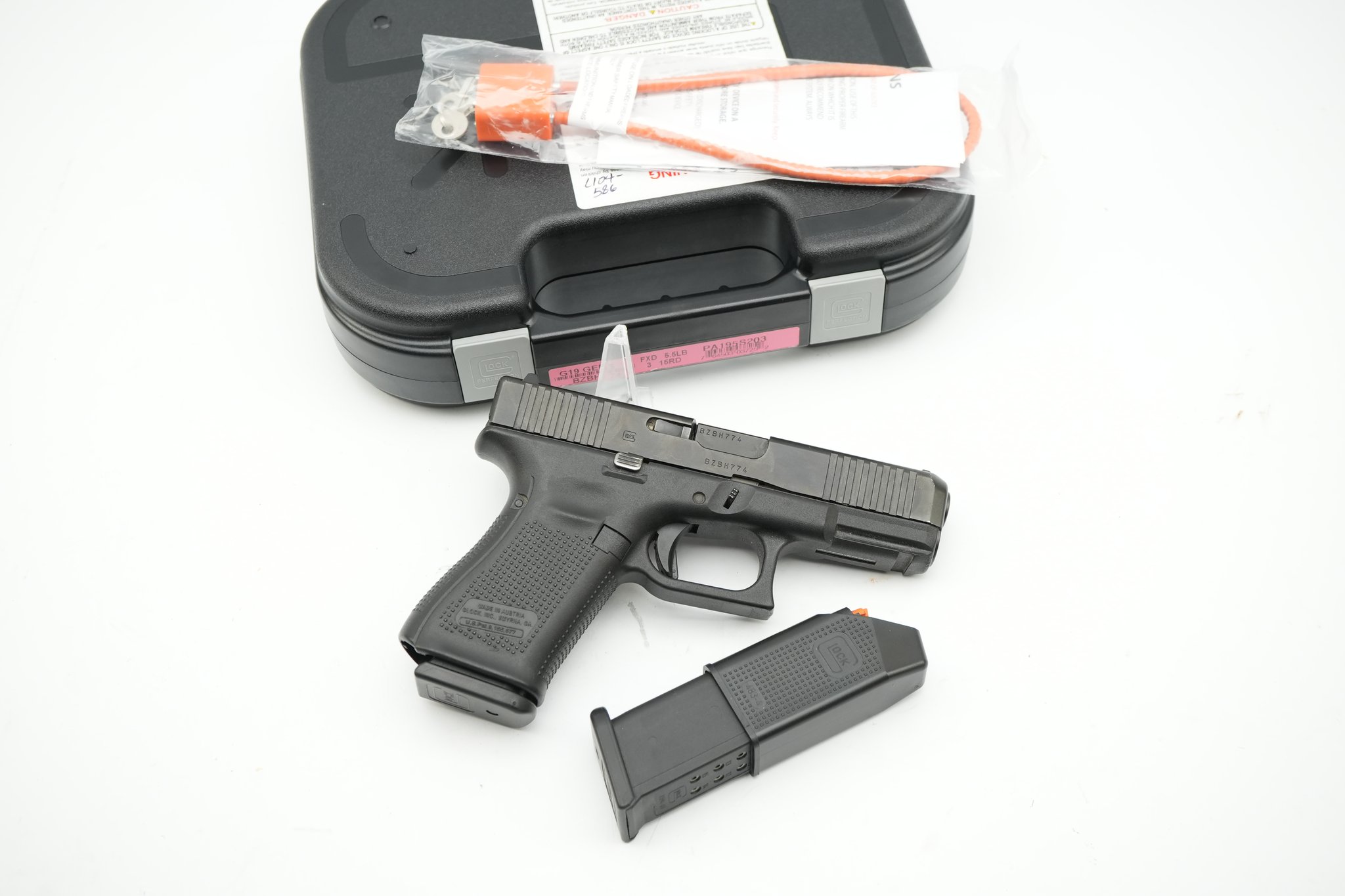 GLOCK 19