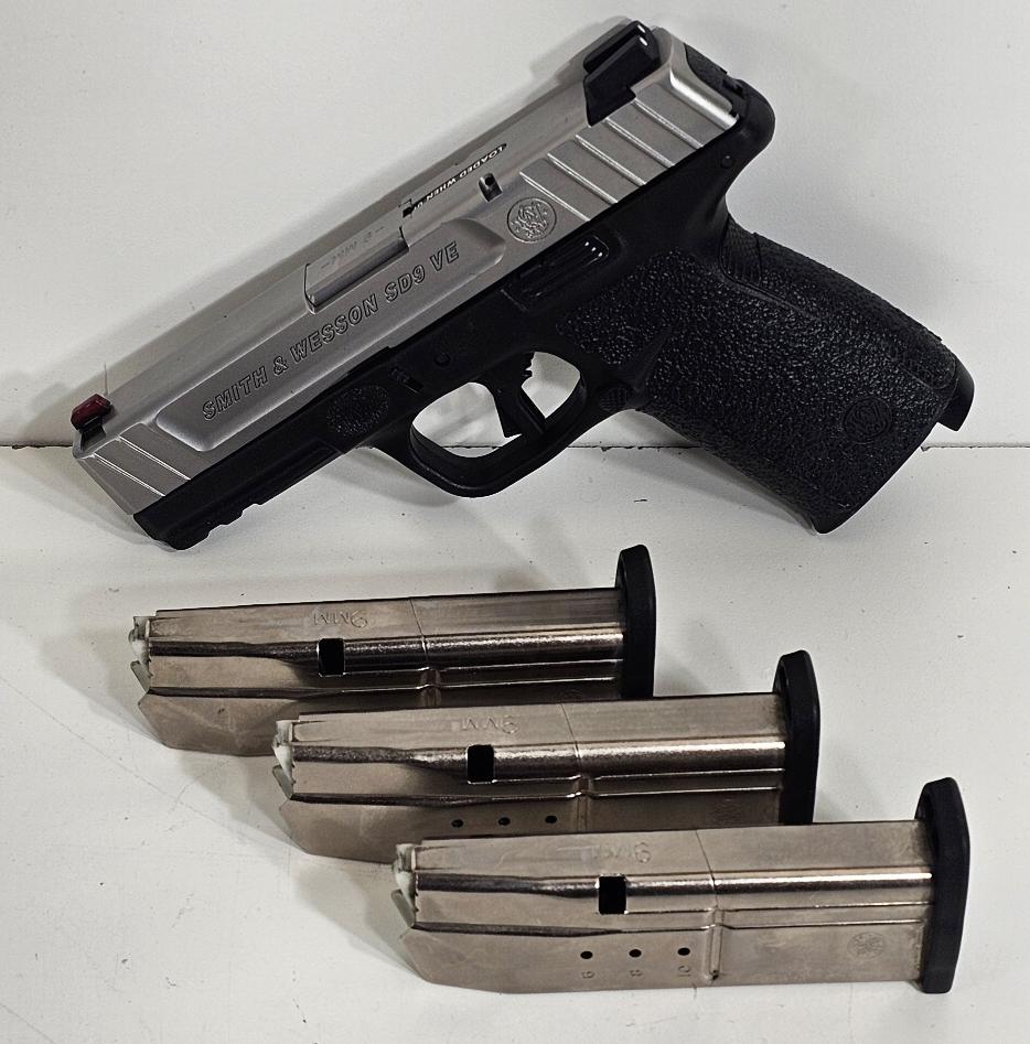 SMITH & WESSON SD9 VE