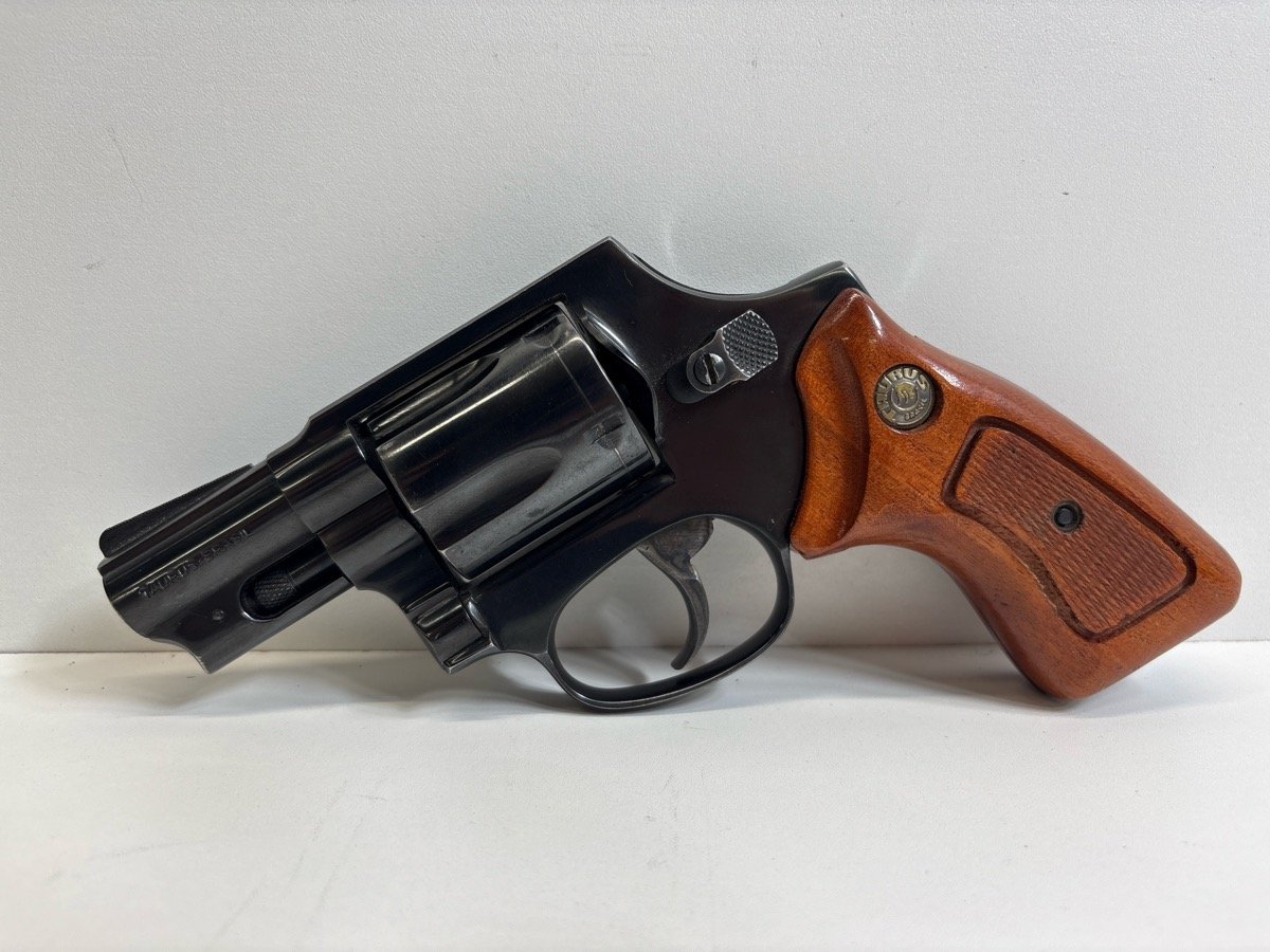 TAURUS 85