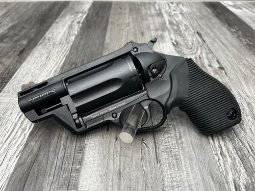 TAURUS 4510 THE JUDGE PUBLIC DEFENDER POLY  2441021PFS