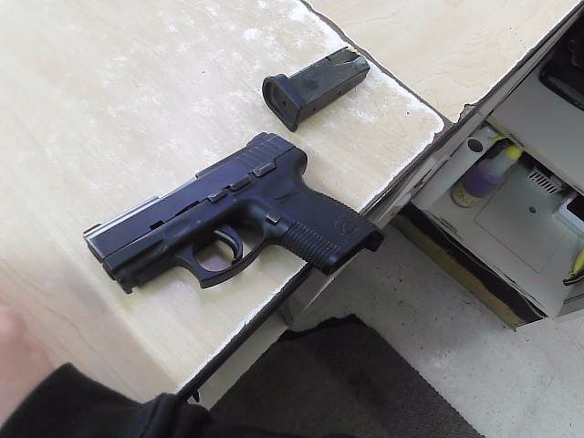 TAURUS PT 609 PRO
