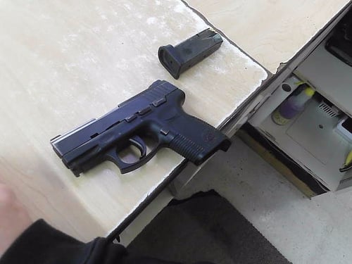 TAURUS PT 609 PRO