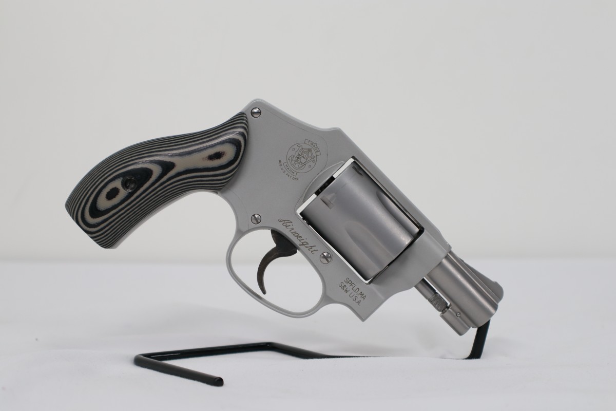SMITH & WESSON 642-2 .38 spl