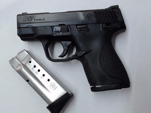 SMITH & WESSON M&P9 SHIELD
