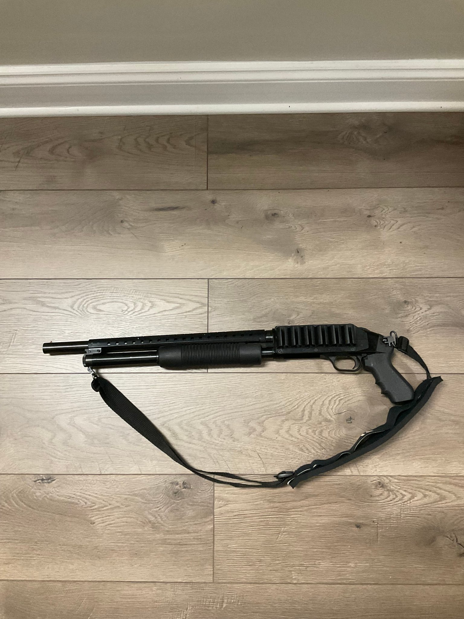MOSSBERG 500 TACTICAL JIC