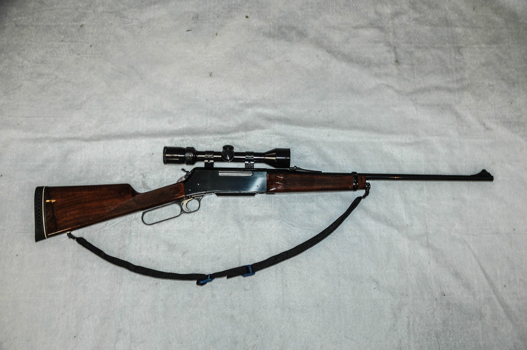 BROWNING 81 BLR