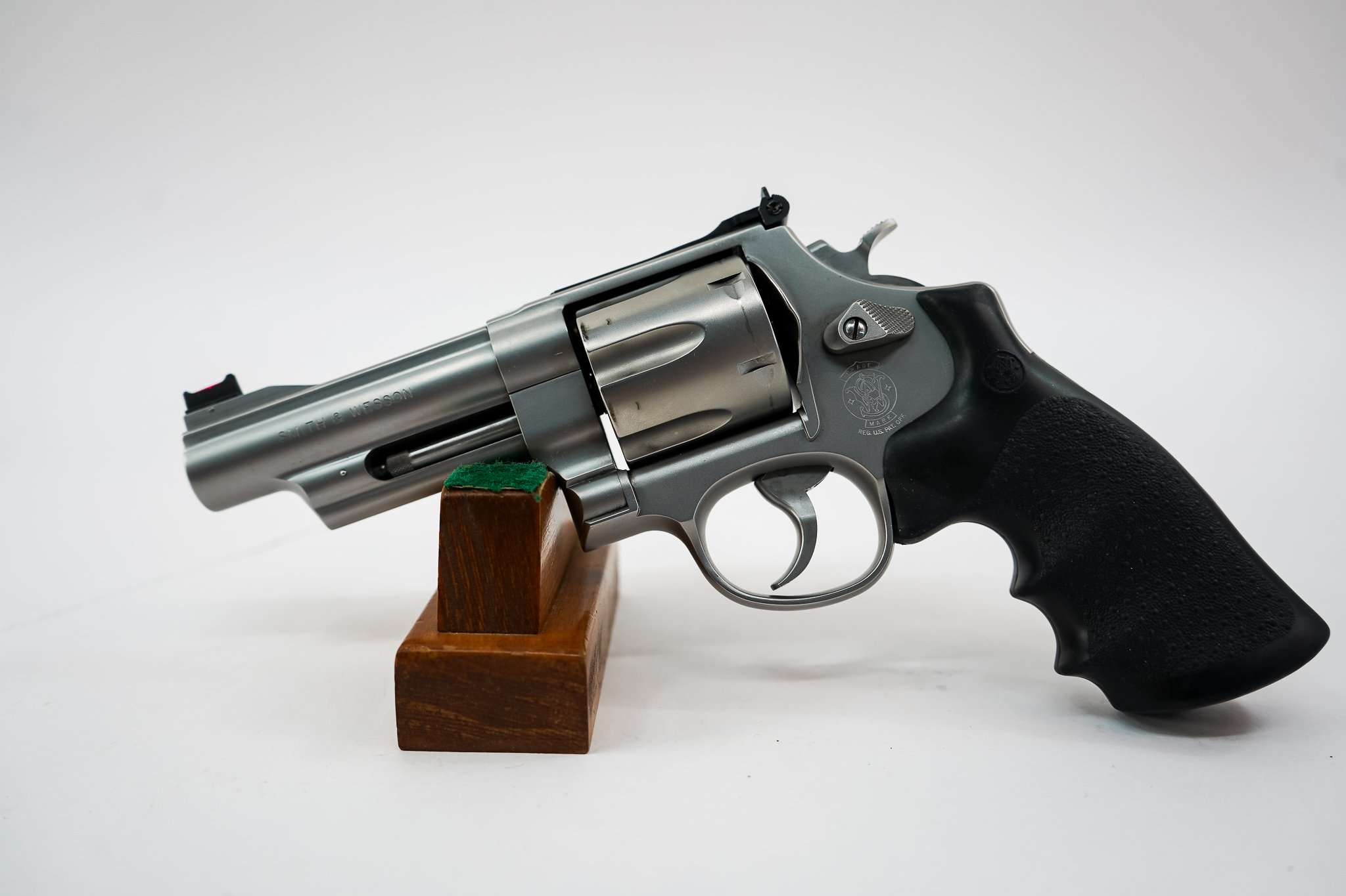 SMITH & WESSON 629-5