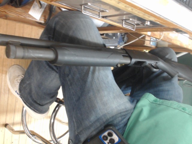 MOSSBERG 500 SHOTGUN
