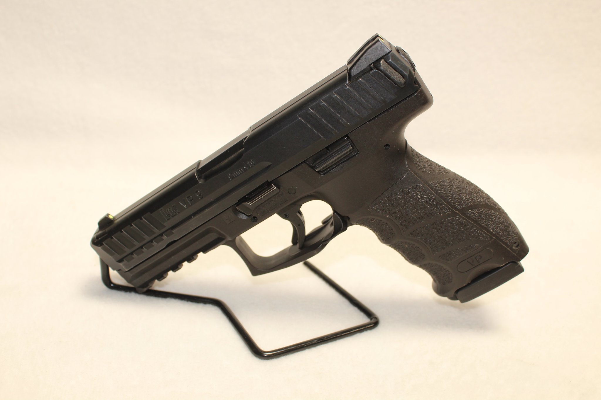 HECKLER & KOCH VP9