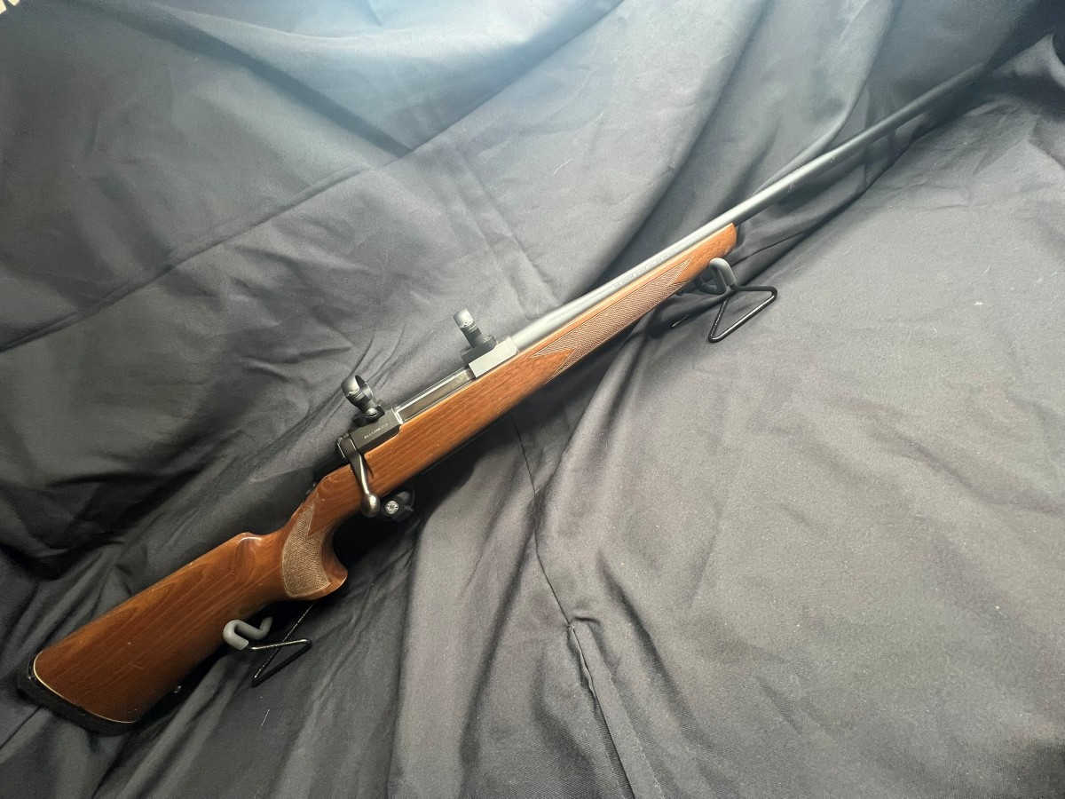 BROWNING A-BOLT