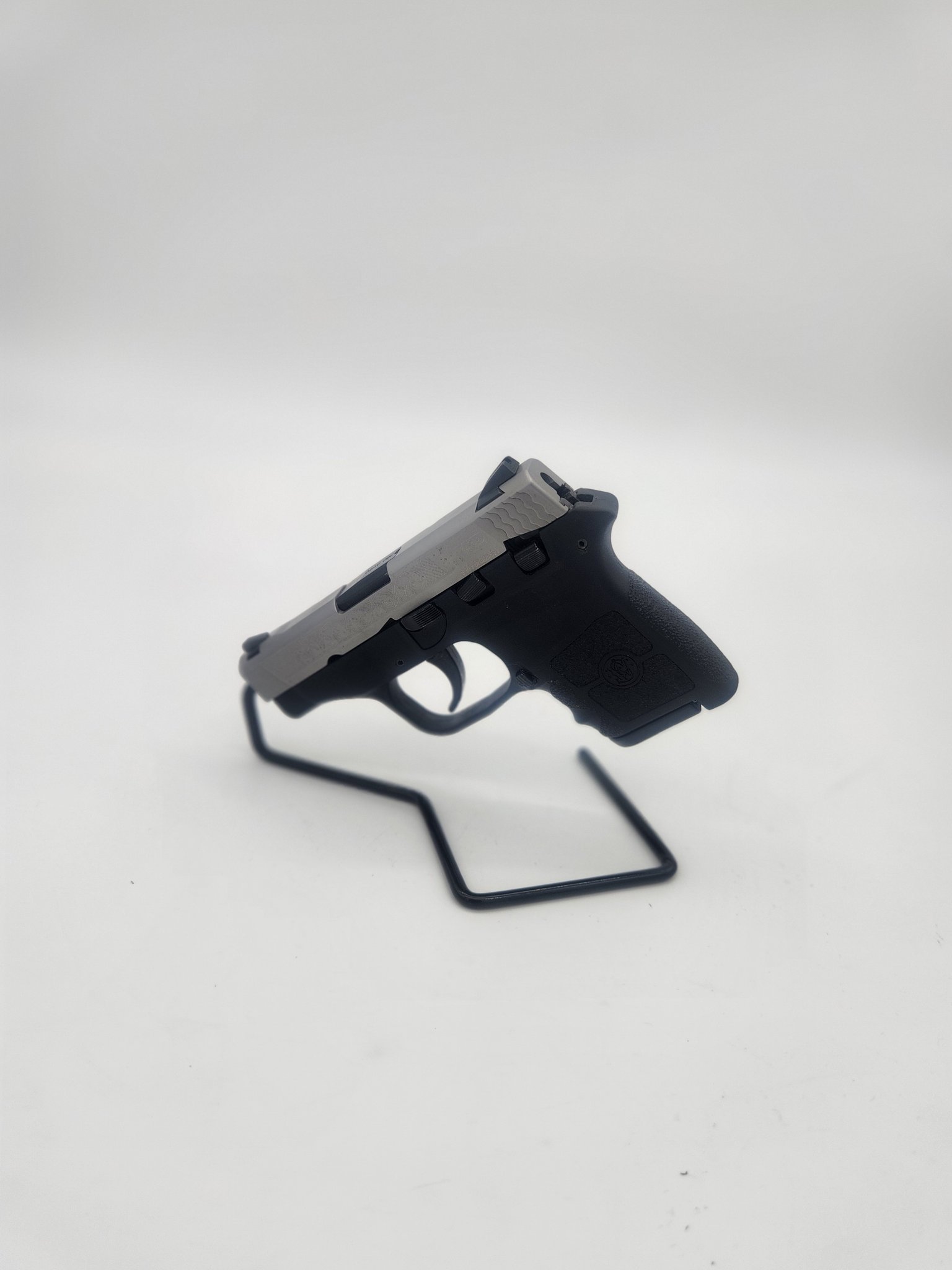 SMITH & WESSON M&P BODYGUARD 380 ENGRAVED