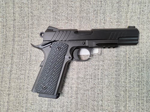 SAVAGE ARMS 1911 GOVT BLACK MELONITE RAIL