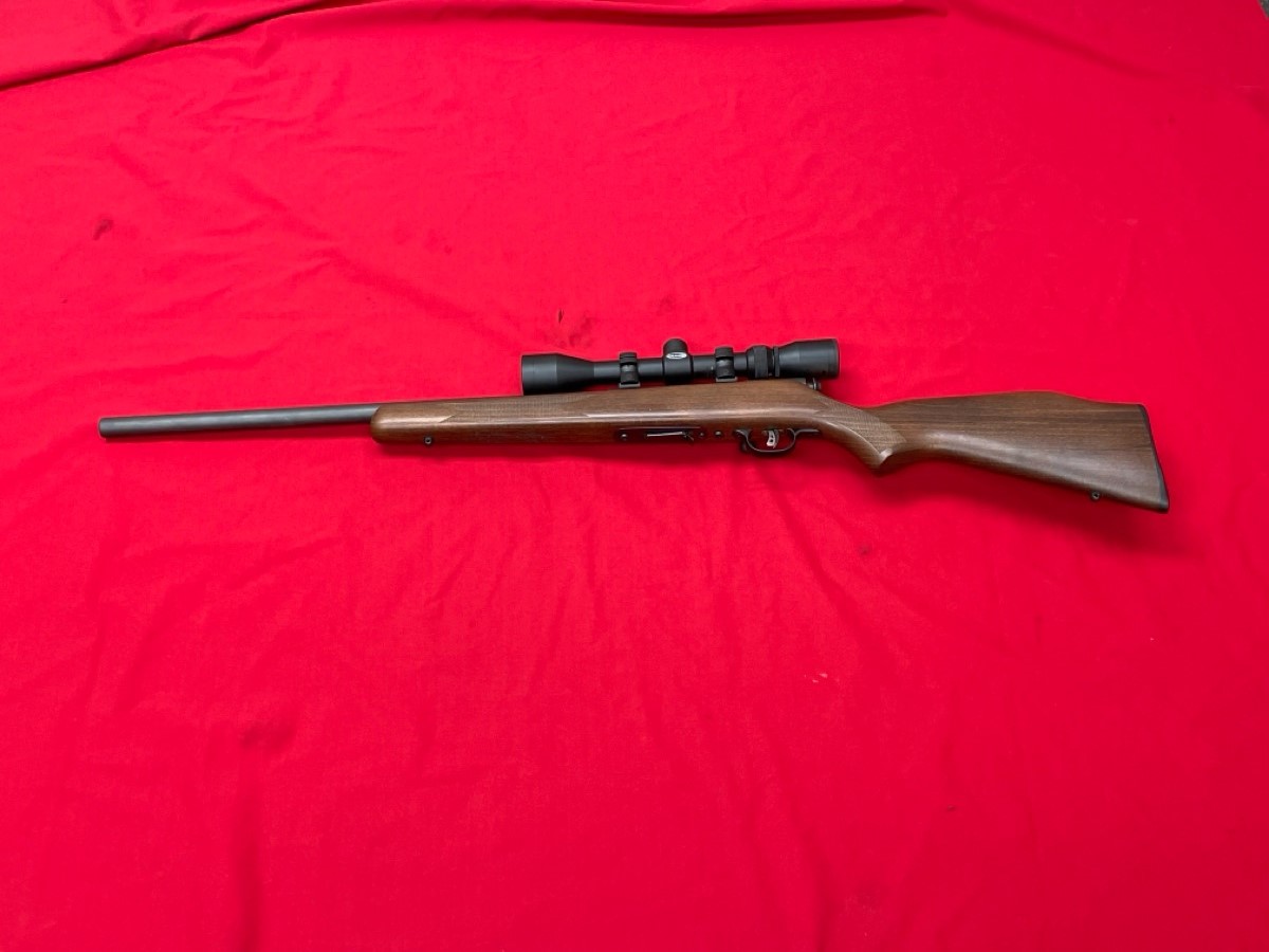 SAVAGE ARMS 93R17