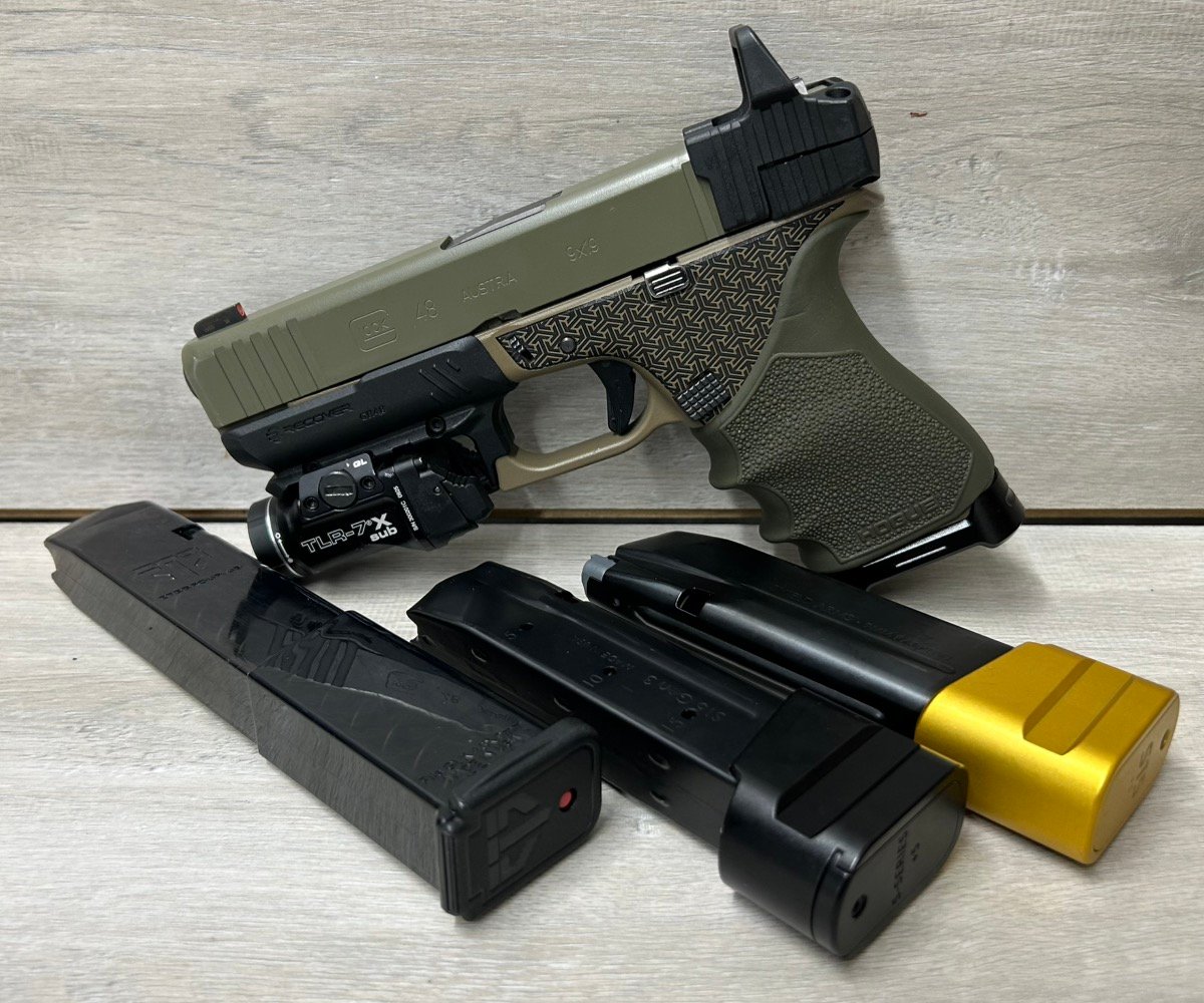 GLOCK 48