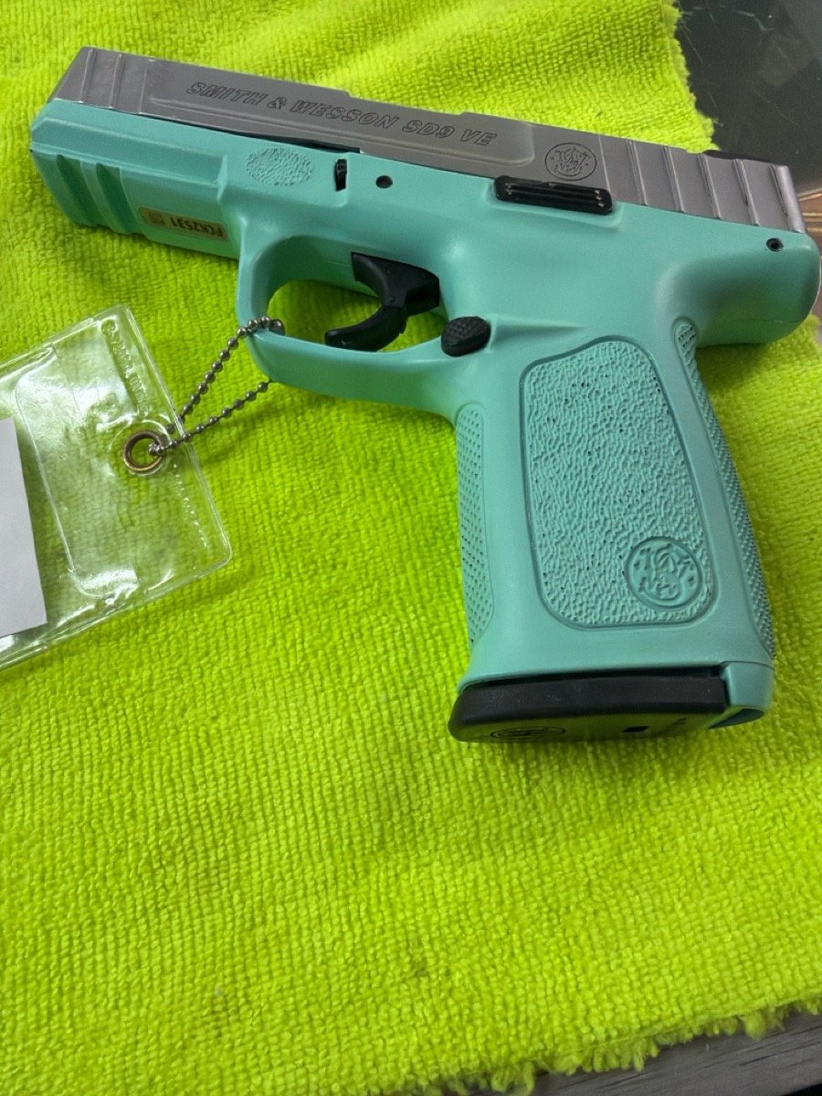 SMITH & WESSON SD9 VE