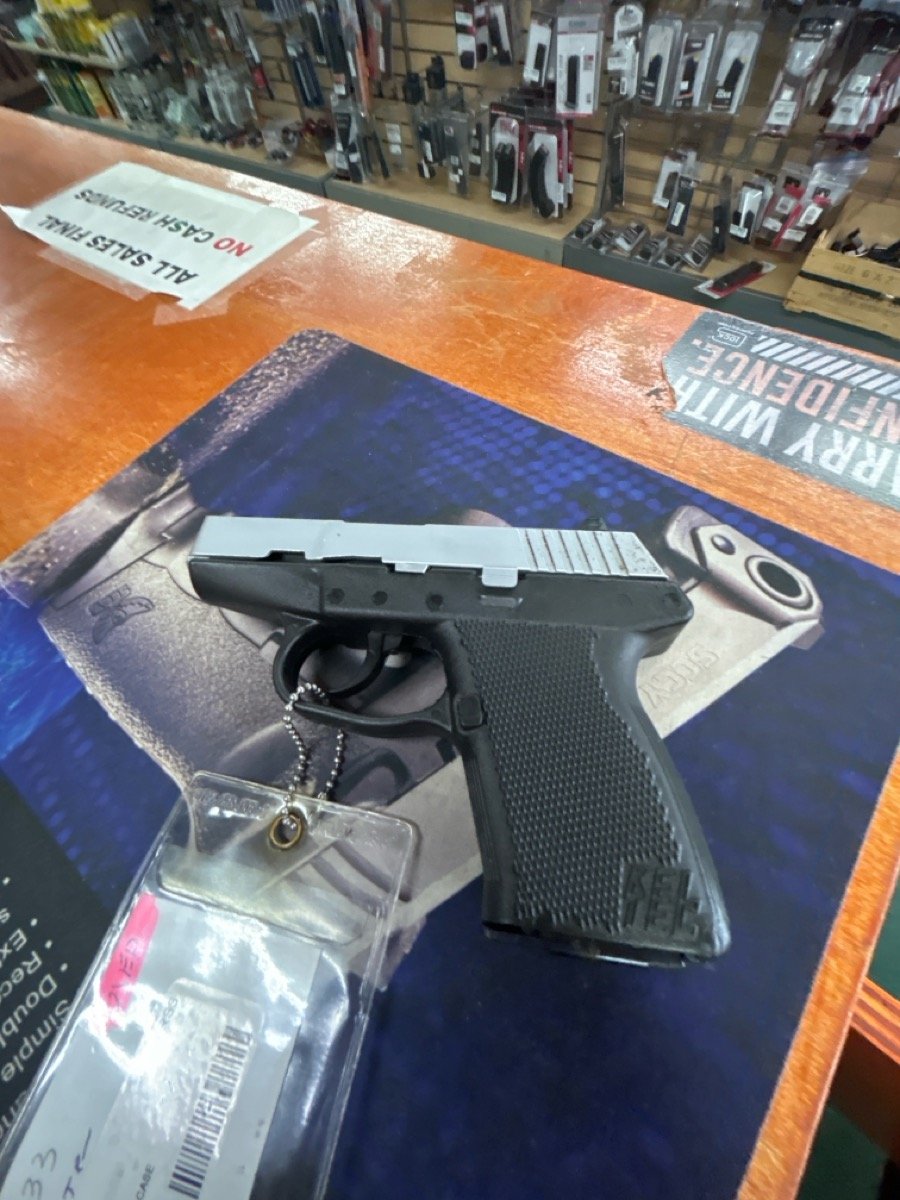 KELTEC P-11